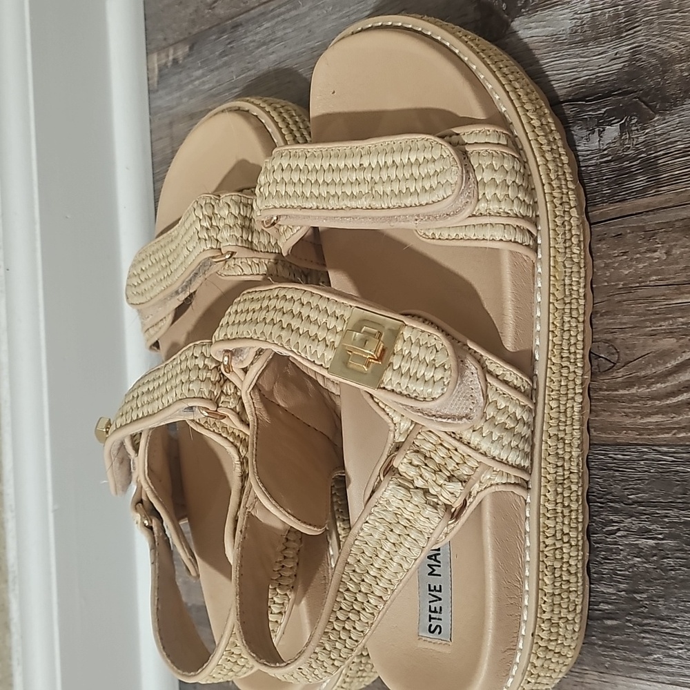 Steve Madden Big Mona Platform Nude Sandals - Picture 3 of 5